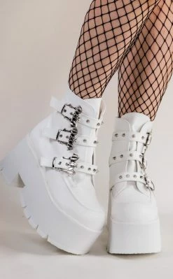 Demonia ASHES-55 White Vegan Leather Bat Buckle Platform Ankle Boots Shoes 9 Demonia ASHES-55 White Vegan Leather Bat Buckle Platform Ankle Boots Shoes