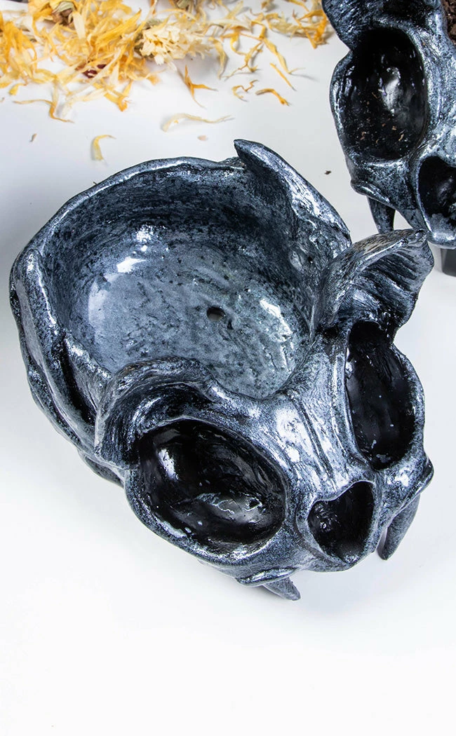 Sarah Mudle Bat Planter | Silver 11 Sarah Mudle Bat Planter | Silver