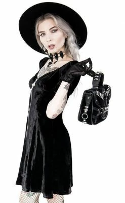 Restyle Black Velvet Sweetheart Dress