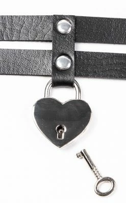 Cold Black Heart Captivated Lock Choker Accessories