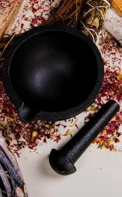 TB Cast Iron Mortar And Pestle Witchcraft