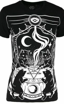 Restyle Clothing Cat Sabbath Classic T-shirt