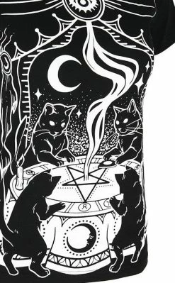 Restyle Clothing Cat Sabbath Classic T-shirt