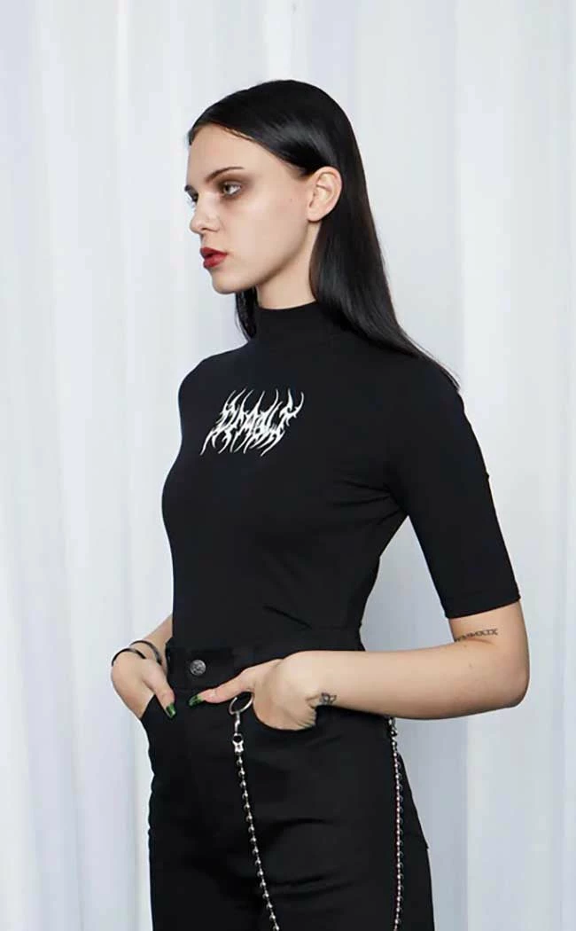 Mary Wyatt Deadly High Neck Cropped Tee 4 Mary Wyatt Deadly High Neck Cropped Tee