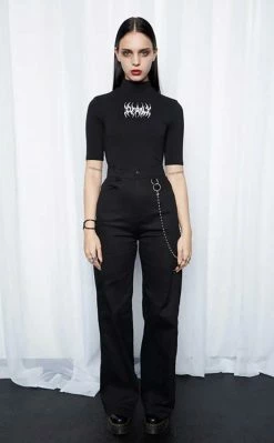 Mary Wyatt Deadly High Neck Cropped Tee 8 Mary Wyatt Deadly High Neck Cropped Tee