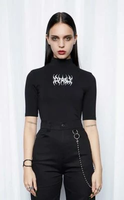 Mary Wyatt Deadly High Neck Cropped Tee