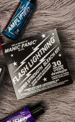 Manic Panic Flash Lightning 30 Vol Bleach Kit Beauty