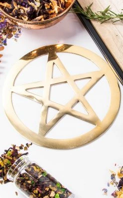 TB Witchcraft Gold Brass Cut-Out Pentagram Altar Tile | 15cm