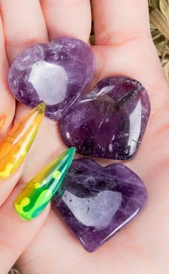 Crystals Heart Palm Stone | Amethyst Witchcraft