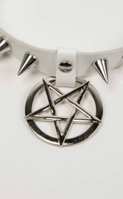 Cold Black Heart Hellcat Spiked Collar | White