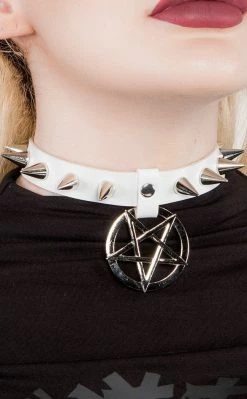 Cold Black Heart Hellcat Spiked Collar | White