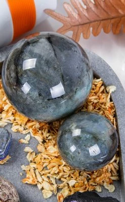 Crystals Witchcraft Labradorite Spheres