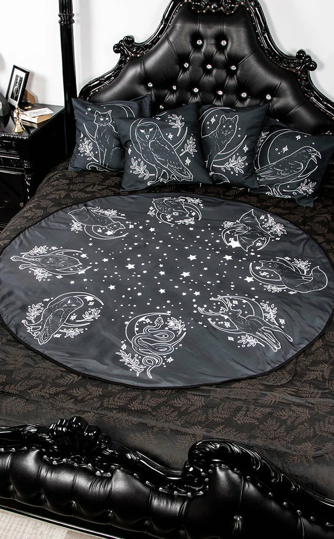 The Haunted Mansion Les Familiers Round Tablecloth 8 The Haunted Mansion Les Familiers Round Tablecloth