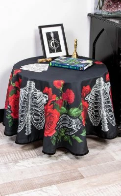 The Haunted Mansion Love You To Pieces Round Tablecloth