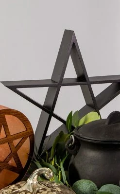Homewares Pentagram Display Shelf Home & Gifts