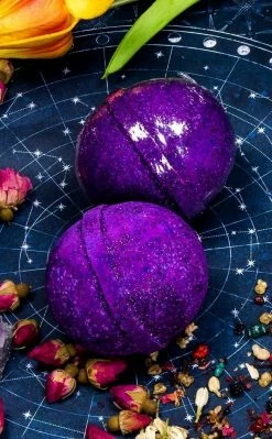 Aether Beauty Queen Bee Purple Glitter Bath Bomb