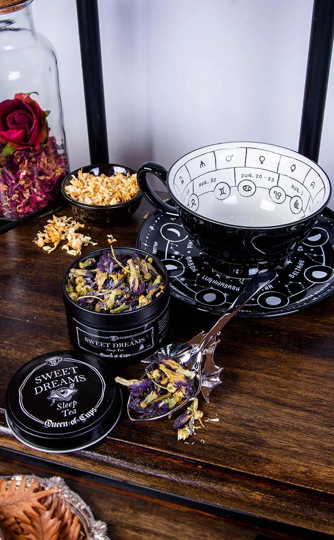 Queen Of Cups Tea | Sweet Dreams Witchcraft 5 Queen Of Cups Tea | Sweet Dreams Witchcraft