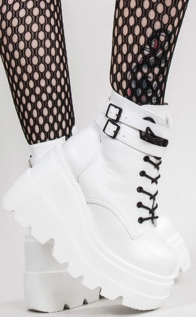 Demonia Shoes SHAKER-52 White Vegan Leather Platform Ankle Boots (Au Stock) 6 Demonia Shoes SHAKER-52 White Vegan Leather Platform Ankle Boots (Au Stock)