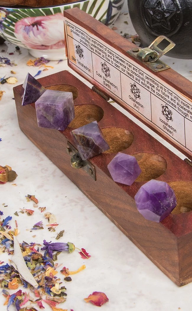 Crystals Sacred Geometry Set Of 5 | Amethyst 4 Crystals Sacred Geometry Set Of 5 | Amethyst