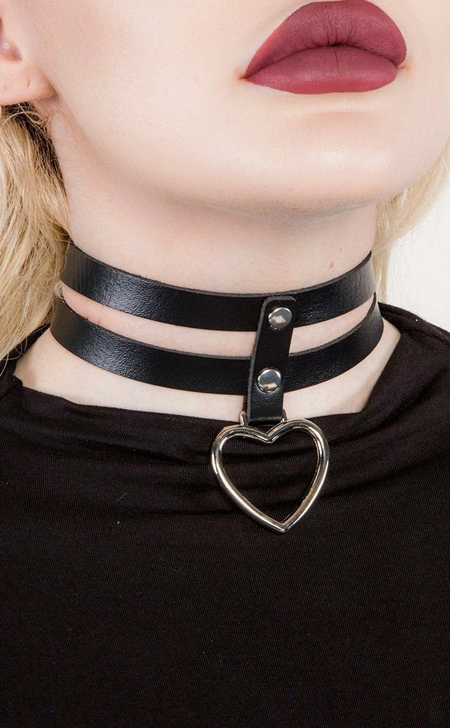 Cold Black Heart Seduction Heart Ring Choker 3 Cold Black Heart Seduction Heart Ring Choker
