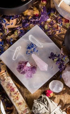 Crystals Selenite Charging Square Witchcraft