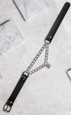 Cold Black Heart Set Me Free Chained Choker