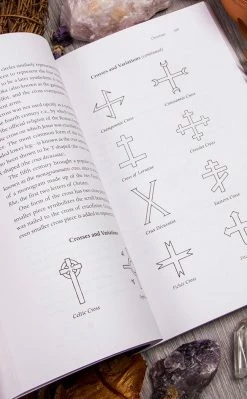 Occult Books Signs Symbols & Omens
