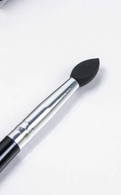 Deadly Sins Cosmetics Silicone Glitter Brush | Black