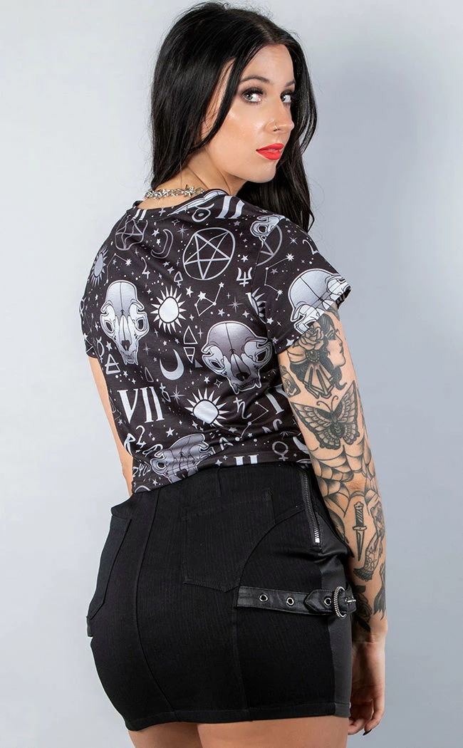 Drop Dead Gorgeous The Alchemist's Cat Crop Tee 7 Drop Dead Gorgeous The Alchemist's Cat Crop Tee