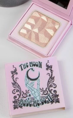 Mermaid Salon Beauty The Moon Made Me Do It Highlighter | Comet Smasher