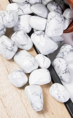 Crystals Tumbled Stones | Howlite Witchcraft 7 Crystals Tumbled Stones | Howlite Witchcraft