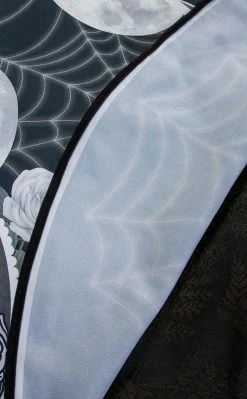 Rose Demon Wednesday Tablecloth | Round