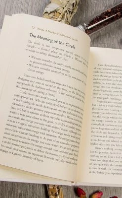 Occult Books Witchcraft Wicca: A Modern Practitioner's Guide