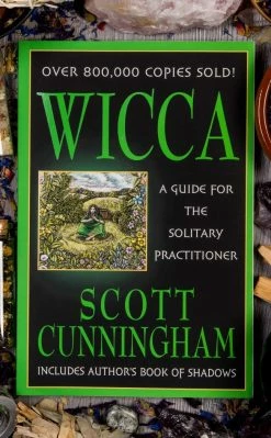 Occult Books Wicca - Guide For Solitary Practitioner Witchcraft